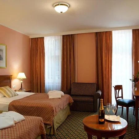 Lauretta Karlovy Vary