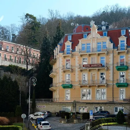 Hotel Lauretta 4*