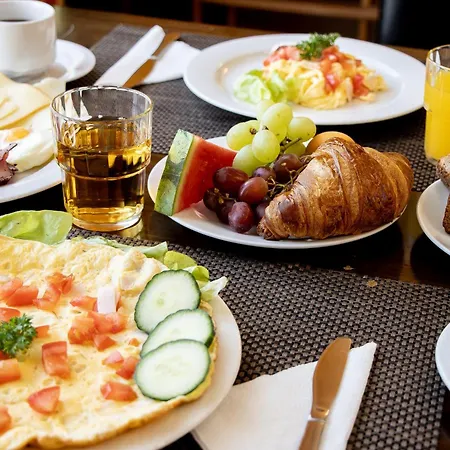 Hotel Lauretta 4*