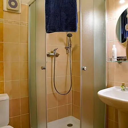Lauretta Hotel