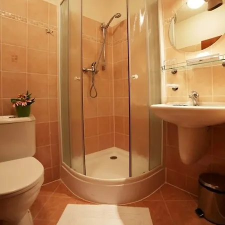 Hotel Lauretta 4*