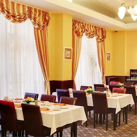 Szálloda Lauretta 4*