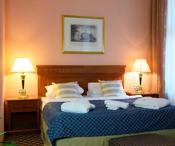 Lauretta Hotel