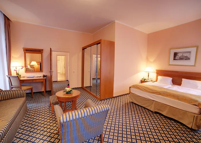 Hotel Lauretta 4*